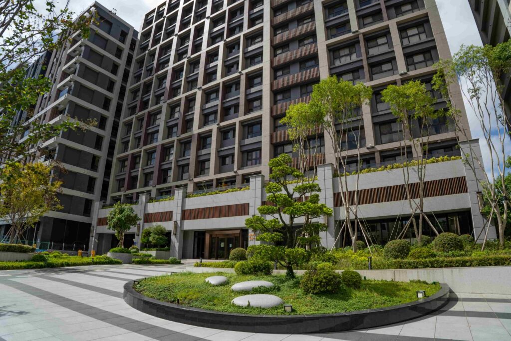 桃園青埔-宜誠世界極